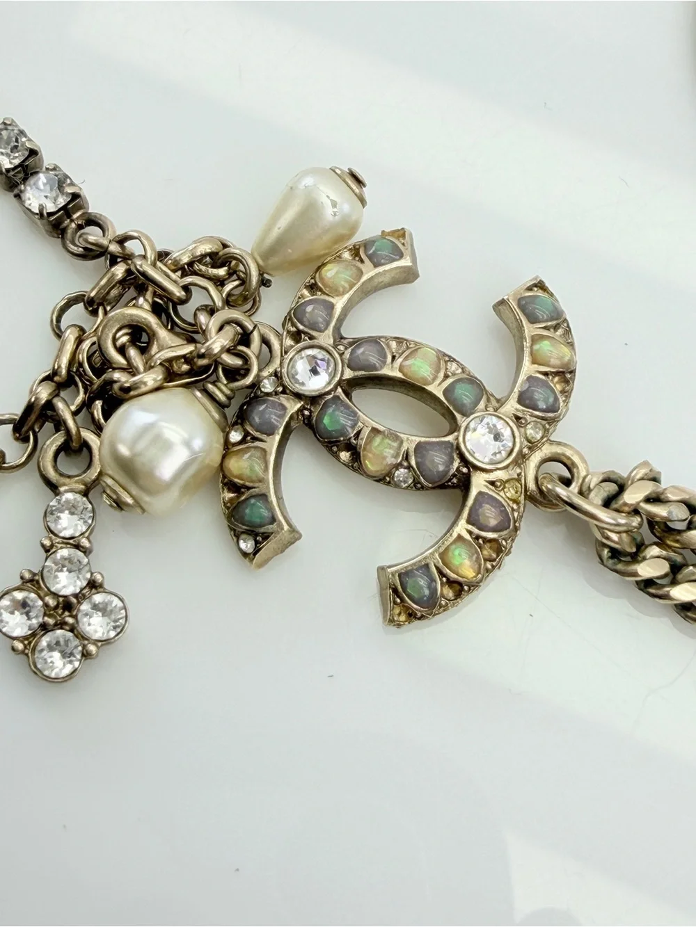 Chanel Classic Gold CC Iridescent Bead Pearl Dangle Chain Necklace